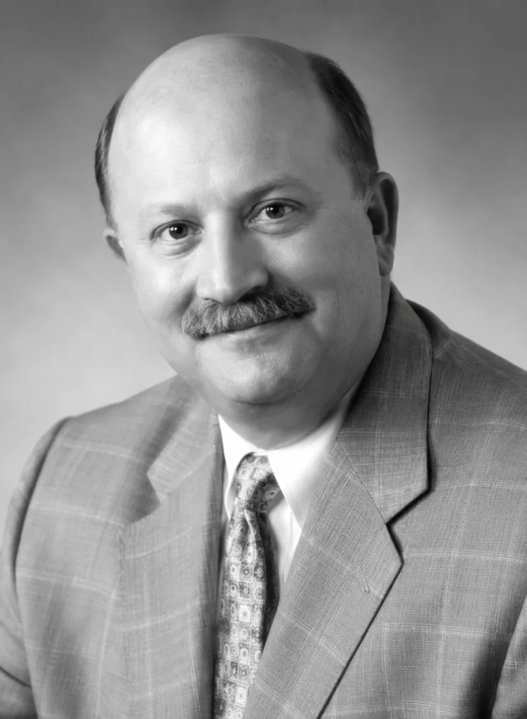 Portrait of Richard G. Ellenbogen, CNS President in 2006, Chicago.